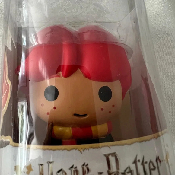 Harry Potter Ron Weasley with Wand Vinyl Figure Series One | Partial Packaging - Picture 2 of 3